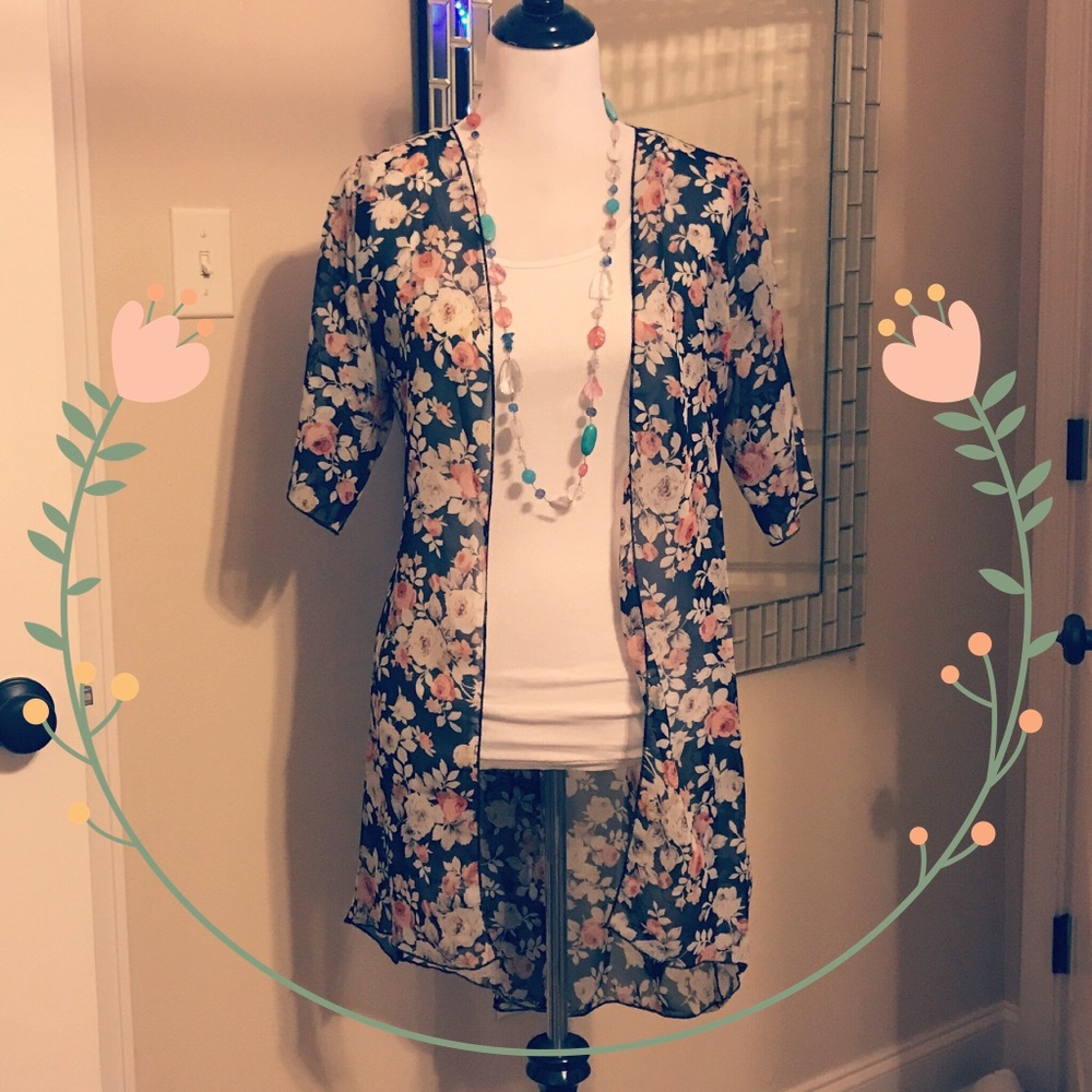 NWOT Flowy cover up